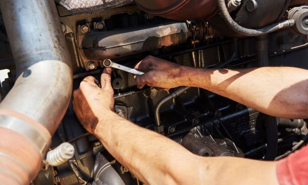 Gas vs Diesel Commercial Truck Repair